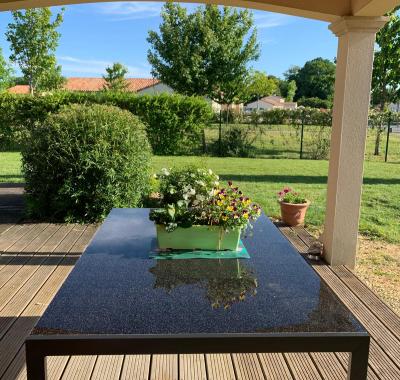 Lit 140  coffre  rangt armoire, bureau