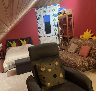 Colocation intergénérationnelle pour étudiant-e