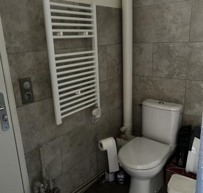 Grande chambre indépendante