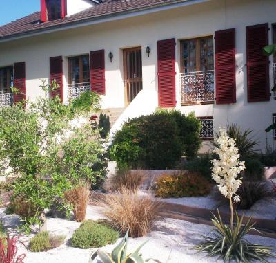 Jolie chambre fonctionnelle à louer