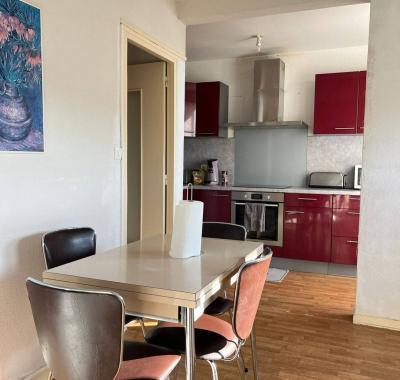 Chambre en collocation étudiant/stage / jeune salarié