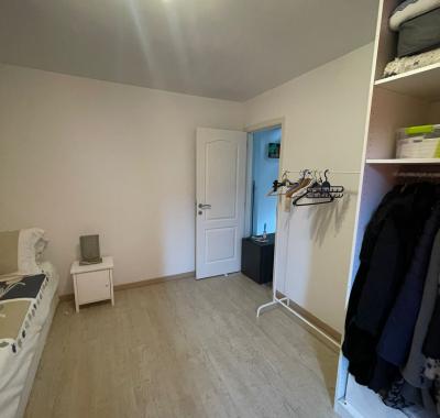 Chambre à louer à Sint-Pieters-Leeuw