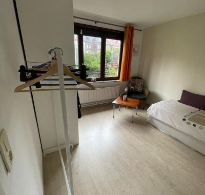 Chambre à louer à Sint-Pieters-Leeuw