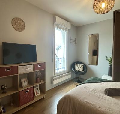 Chambre+SDB+WC+espace repas