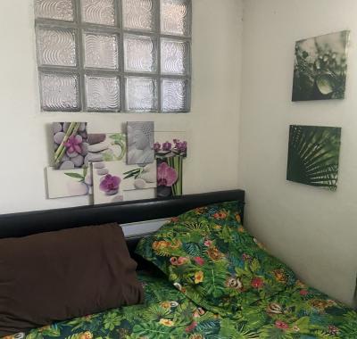 Chambre étudiant.te