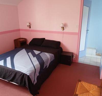 Deux chambres dans maison