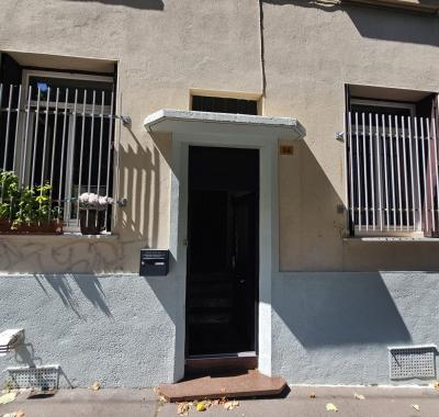 Chambre lumineuse pour étudiant à Saint-Etienne