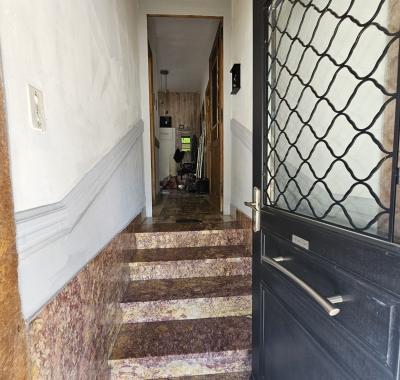 Chambre lumineuse pour étudiant à Saint-Etienne