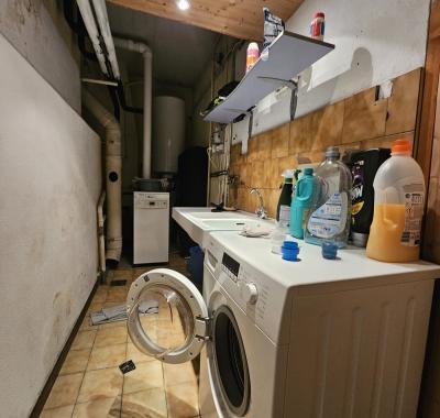 Chambre lumineuse pour étudiant à Saint-Etienne