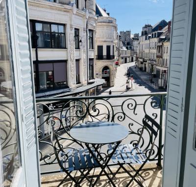 Une chambre meublée en COLOCATION, Centre Ville