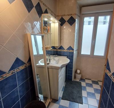 Chambre pour étudiante