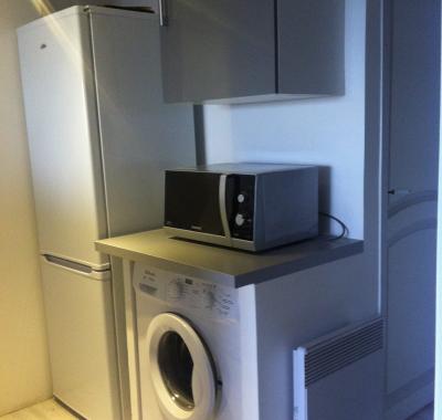 Vaste duplex avec terrasse et piscine