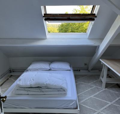 Étage 2 chambres à louer