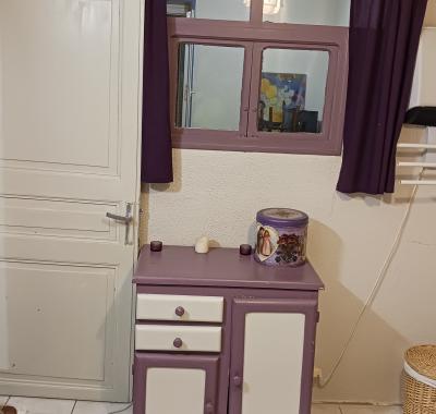 Chambre+ sdb+acces cuisine et web