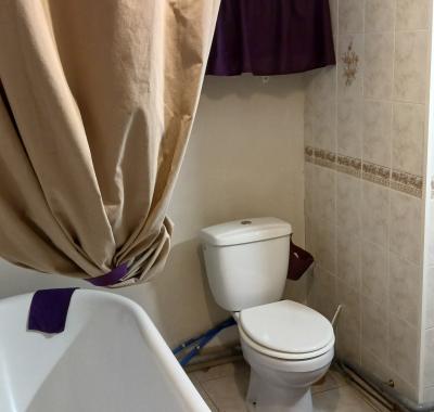 Chambre+ sdb+acces cuisine et web