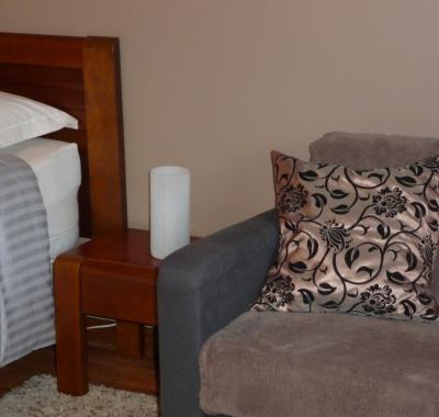 Chambre indépendante avec SDB-wc et kitchennette privées