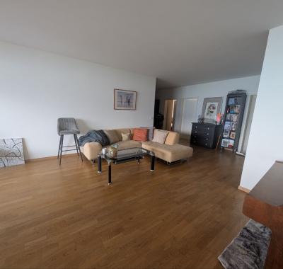 Une chambre à louer  dans un appartement du 1% rare.