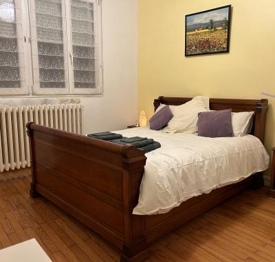 Chambre Jaune, sdb partagée, 2èm étage