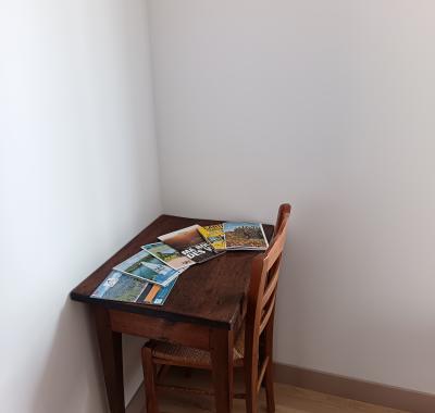 Chambre + 1 pièce. 2 pers. Proximité A7,N7, ViaRhôna