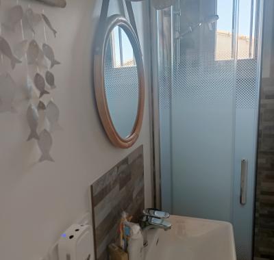 T1 ⭐⭐⭐à louer piedd dans l'eau