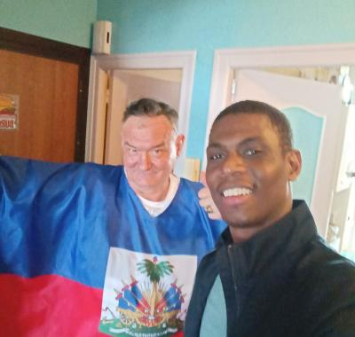 Chambre toute équipée avec frigo et micro-ondes