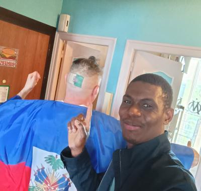 Chambre toute équipée avec frigo et micro-ondes