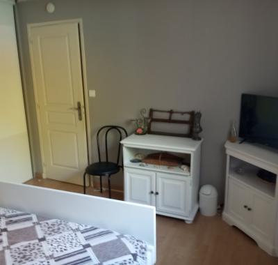Chambre meublée calme à Cournon – 360€/mois