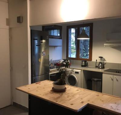 Belle chambre mansardée dans maison