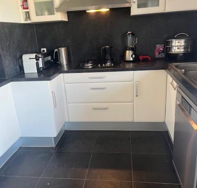 Chambre à louer dans appartement meublé avec terrasse