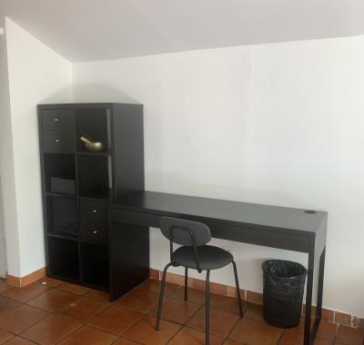 Grand studio au calme avec terrasse