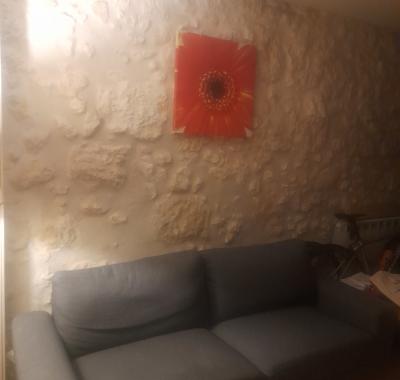 Chambre studio , indépendant dans maison.