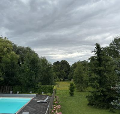 Suite avec terrasse privative.