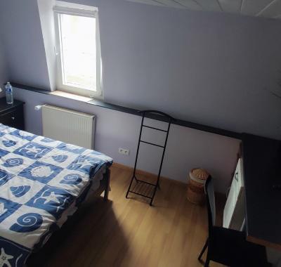 Chambre à loué La Fère 02