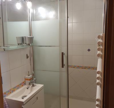 Chambre meublée chez l'habitant