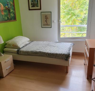 Chambre meublée chez l'habitant