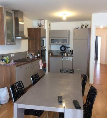 Chambre double meublée  à  3 mn du RER C et D