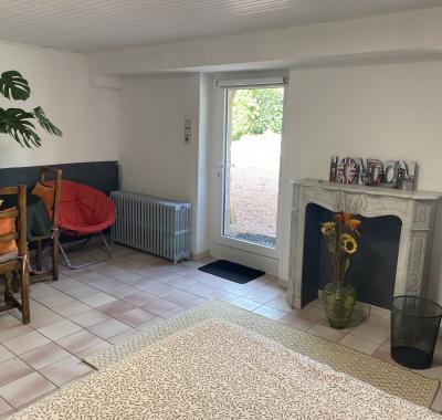 Chambre à louer indépendante