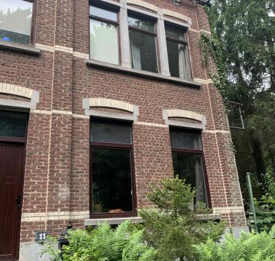 Maison 3 façades 3 chambres double à louer