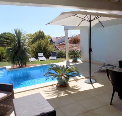 CHAMBRE  SUR ALIGNAN DU VENT