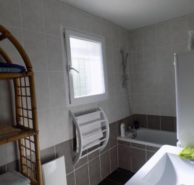 CHAMBRE  SUR ALIGNAN DU VENT