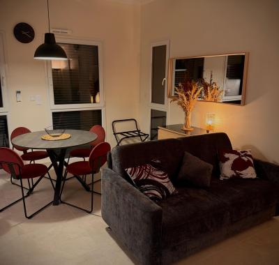 Studio meublé à louer à Méry