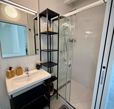 Studio meublé à louer à Méry