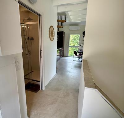 Studio meublé à louer à Méry