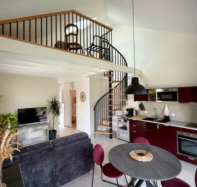 Studio meublé à louer à Méry