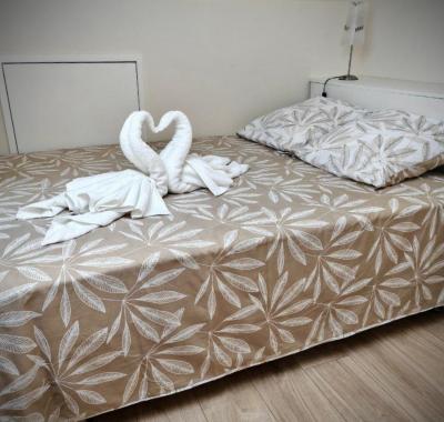 Studio meublé à louer à Méry