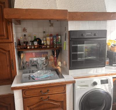 Chambre à louer à Bron pour femmes uniquement