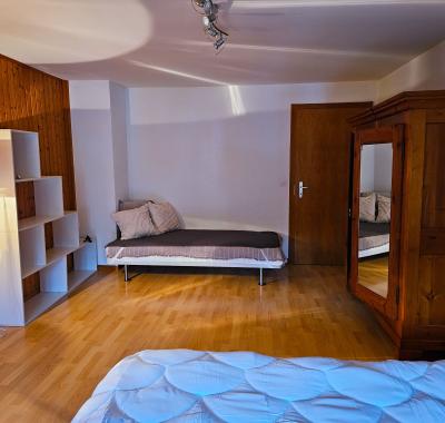 Chambre de 20m2 et sa salle de bains privée