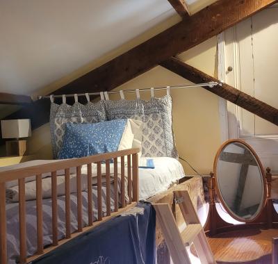 Chambre dans villa niçoise vue mer