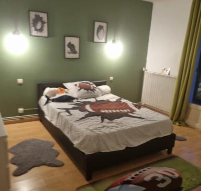 Chambre meublée à louer à Blanquefort – proche Bordeaux