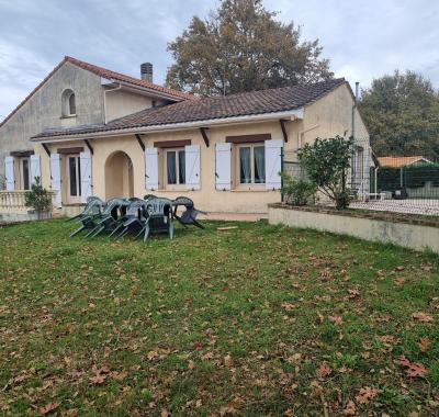 Chambre meublée à louer à Blanquefort – proche Bordeaux